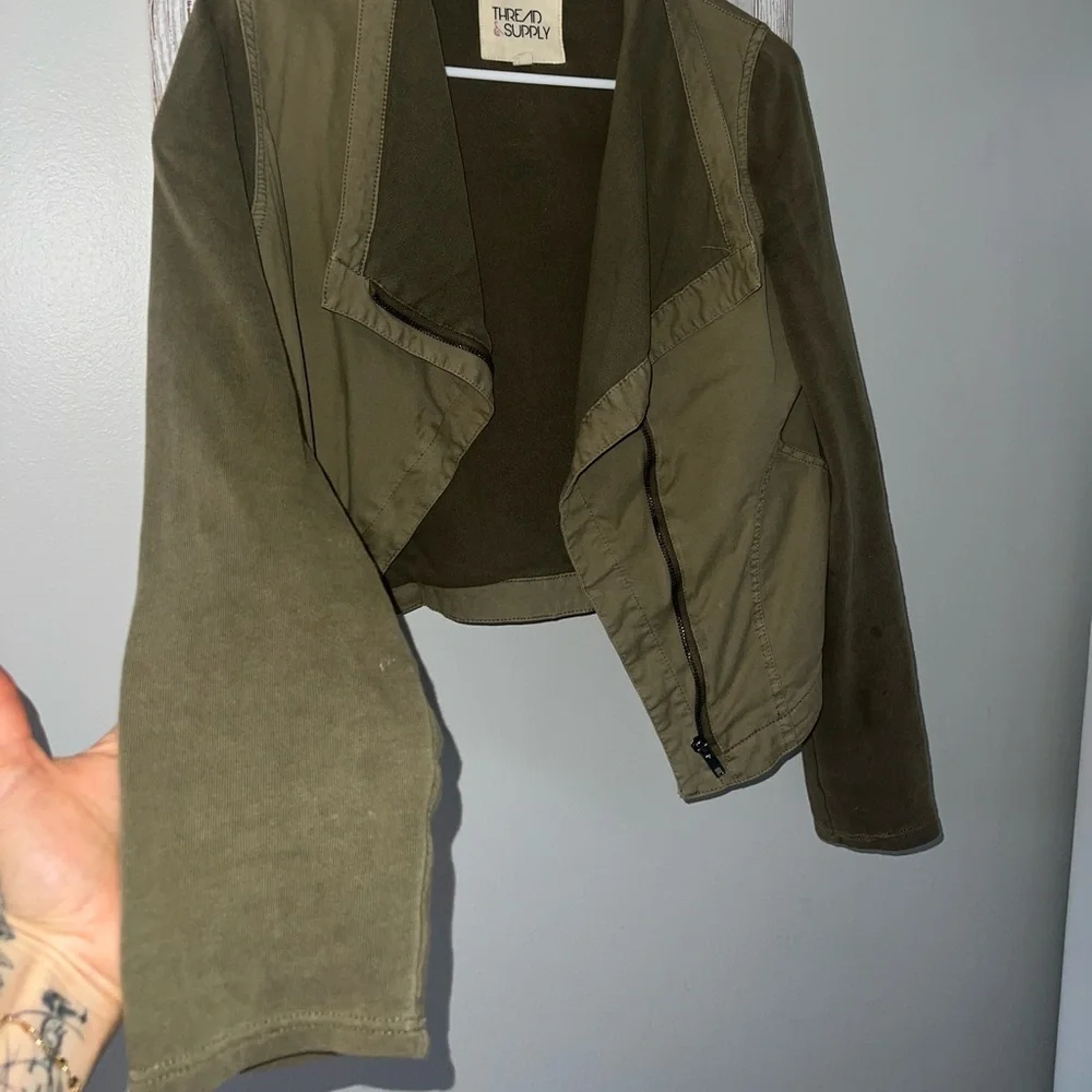 Jacket - Picture 5 of 5